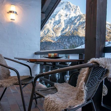 Ferienhaus Zauberberg - Magie Der Alpen - By Loewenherz Mittenwald Eksteriør bilde